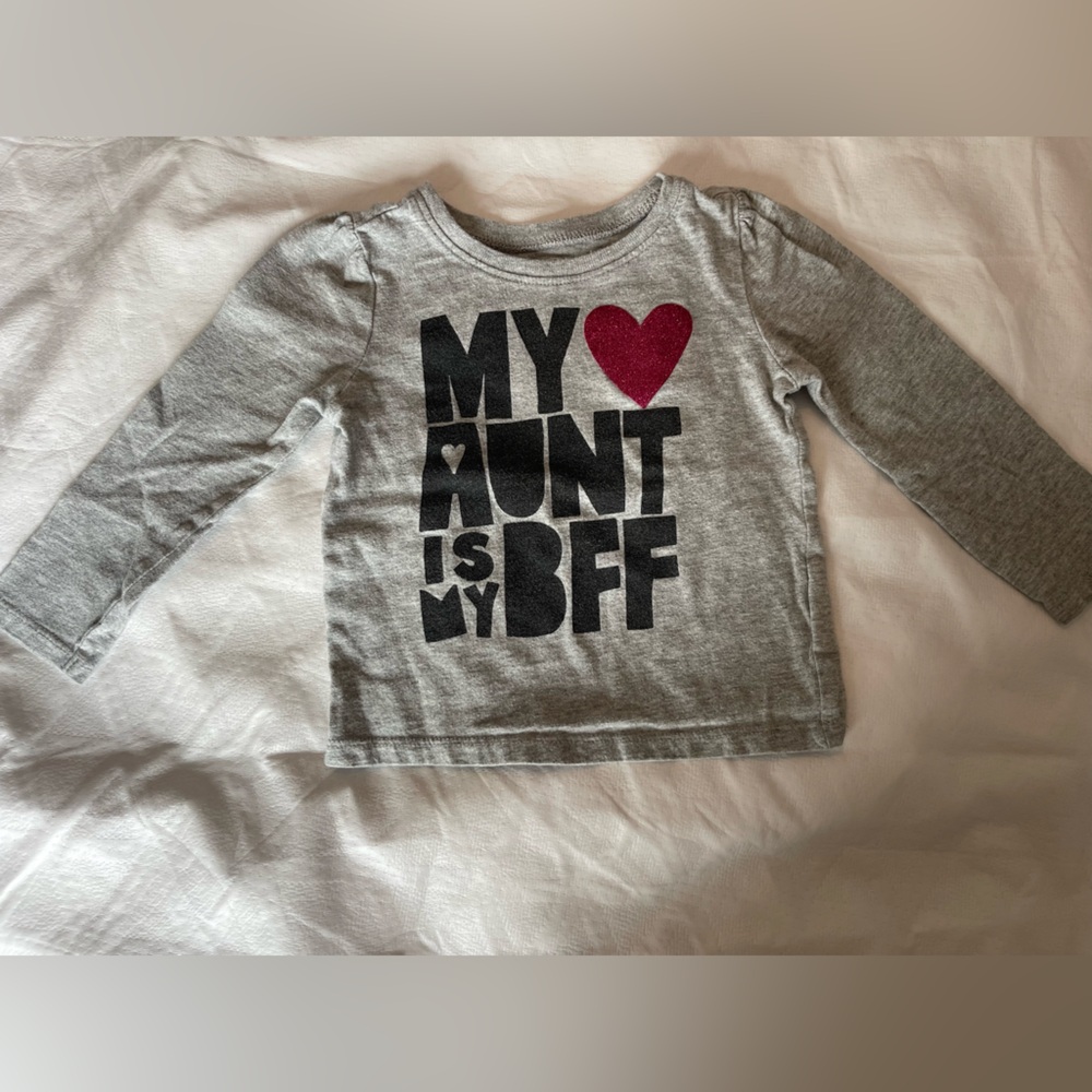 Old Navy Gray Kids Shirt with Heart Design